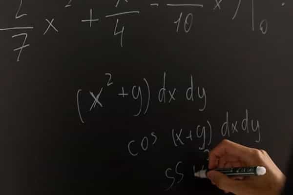 湖北物政地417分左右可以上什么大学及专业 冲稳保院校推荐（2026参考）